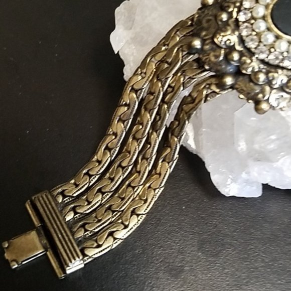 Vintage Victorian Revival Rhinestone Medallion Bracelet - Picture 3 of 6